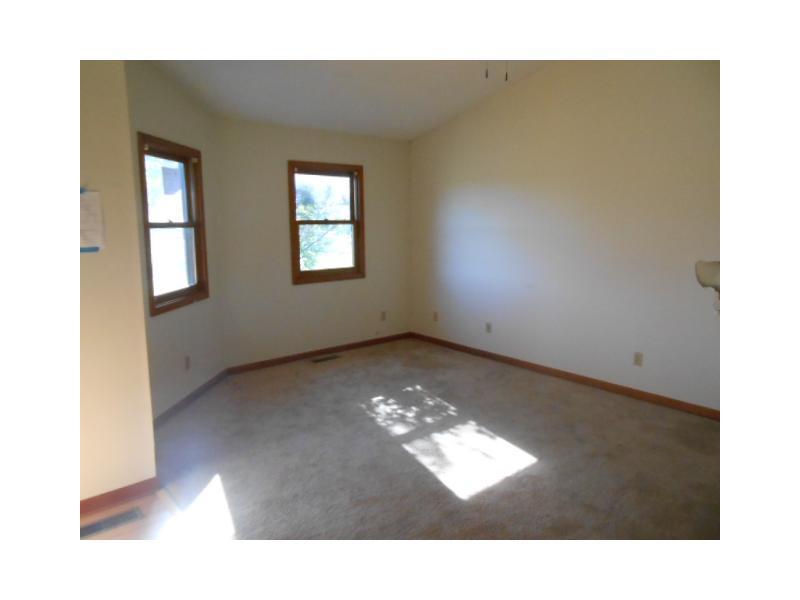7795 South Peoga Road Trafalgar, IN 46181 - Photo 5 of 13 Gallery Image 5