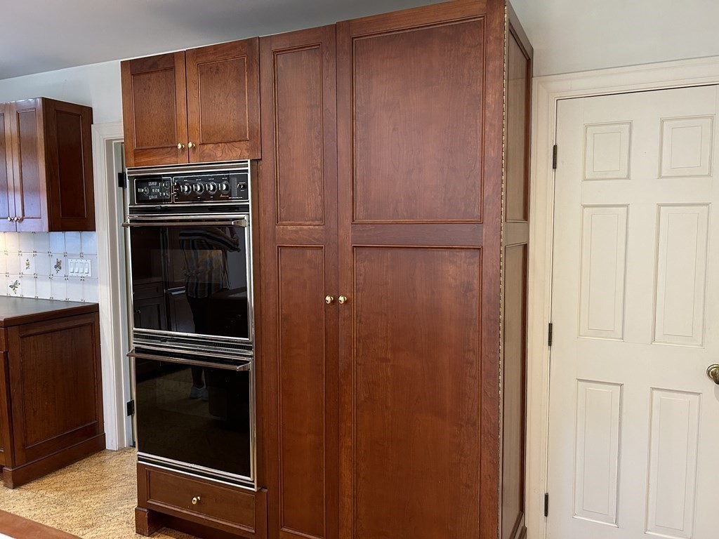 14 Robert Road Marblehead, MA 01945 - Photo 14 of 42 Gallery Image 14