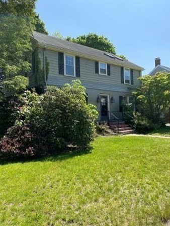 14 Robert Road Marblehead, MA 01945 - Photo 2 of 42 Gallery Image 2