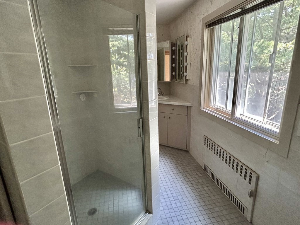 14 Robert Road Marblehead, MA 01945 - Photo 30 of 42 Gallery Image 30