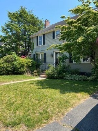 14 Robert Road Marblehead, MA 01945 - Photo 3 of 42 Gallery Image 3