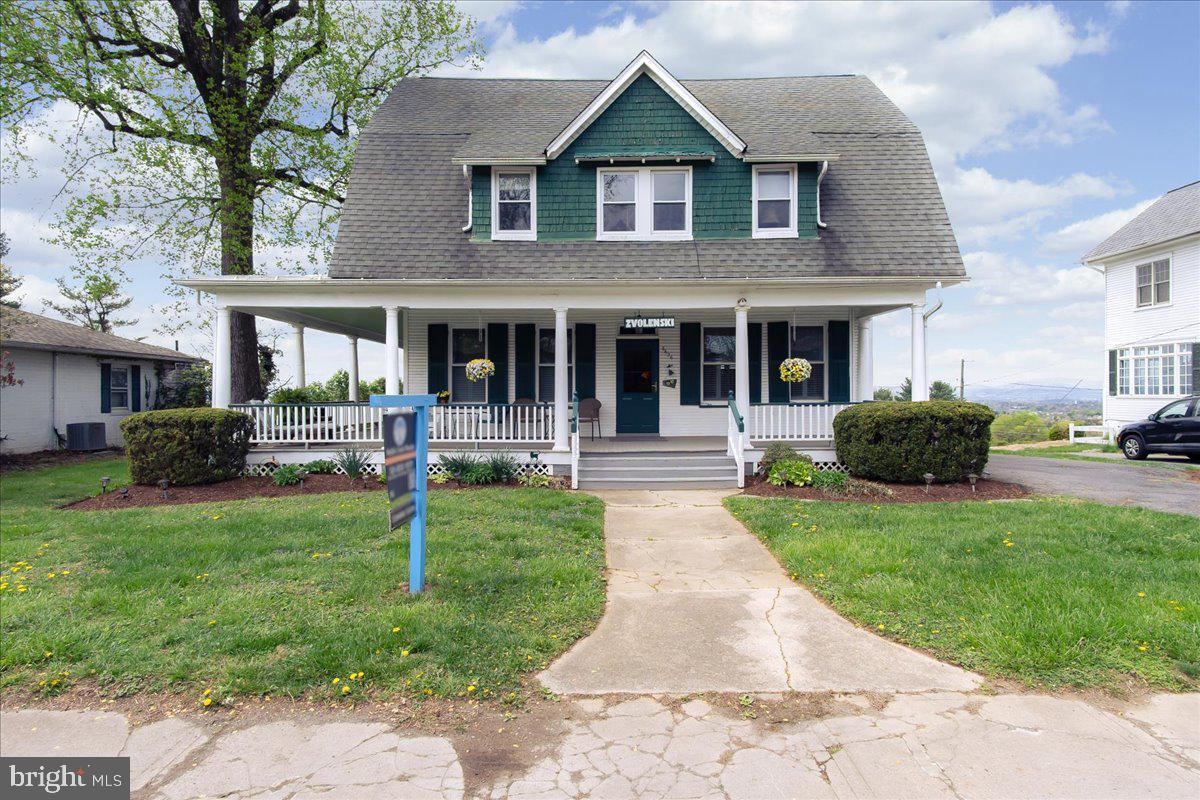 6626 Jefferson Boulevard Frederick, MD 21703 - Photo 11 of 65