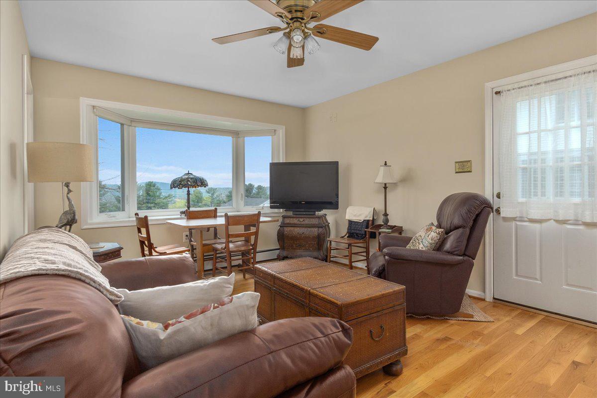 6626 Jefferson Boulevard Frederick, MD 21703 - Photo 21 of 65 In-law suite