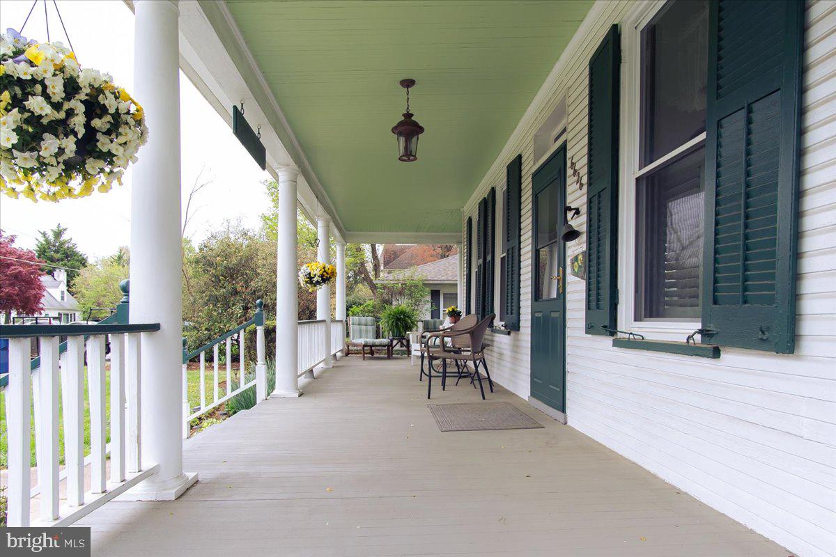 6626 Jefferson Boulevard Frederick, MD 21703 - Photo 9 of 65