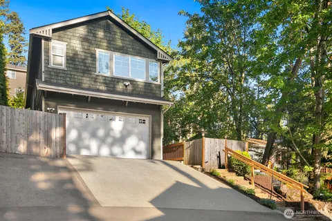 $1,365,000 | 1508 208th Avenue Northeast, Sammamish, WA 98074
