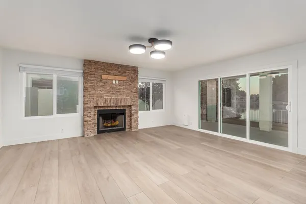 $3,950 | 5656 West Abraham Lane, Glendale, AZ 85308