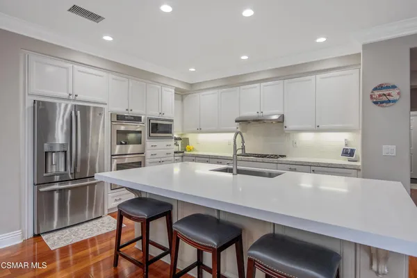 $2,270,000 | 1101 Via Hispano, Newbury Park, CA 91320