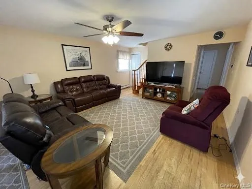 $649,990 | 70 East Neptune Avenue, Lindenhurst, NY 11757