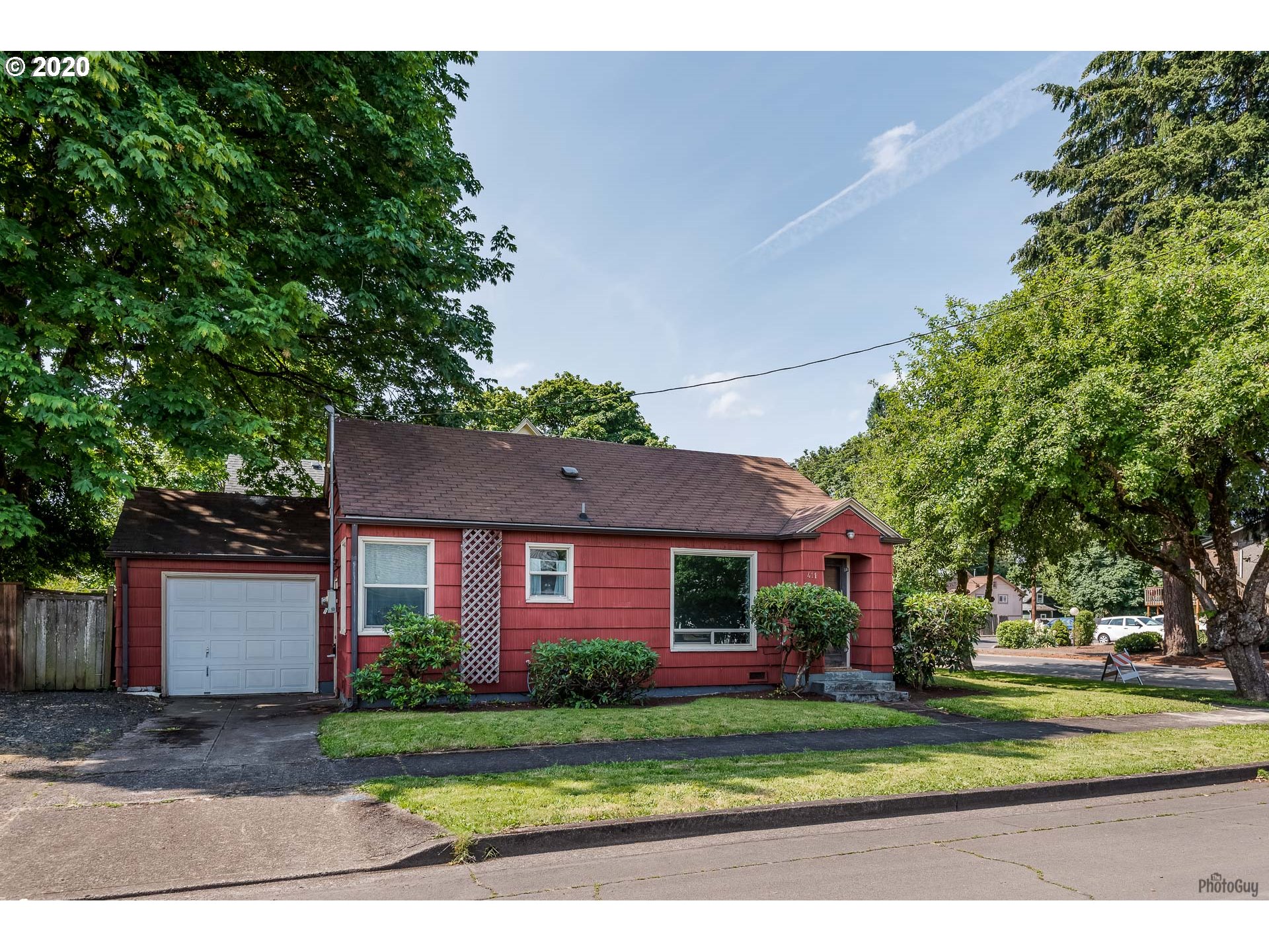 411 E Street Springfield, OR 97477 - Photo 1 of 21