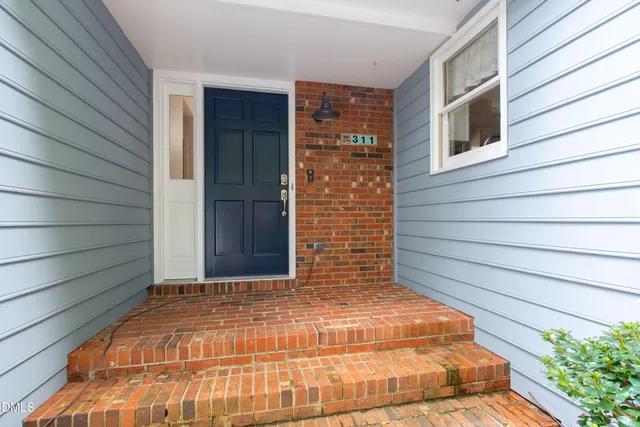 $2,750 | 311 Westbrook Drive, Carrboro, NC 27510