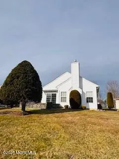 $375,000 | 7 Chaminox Court, Manchester Township, NJ 08759