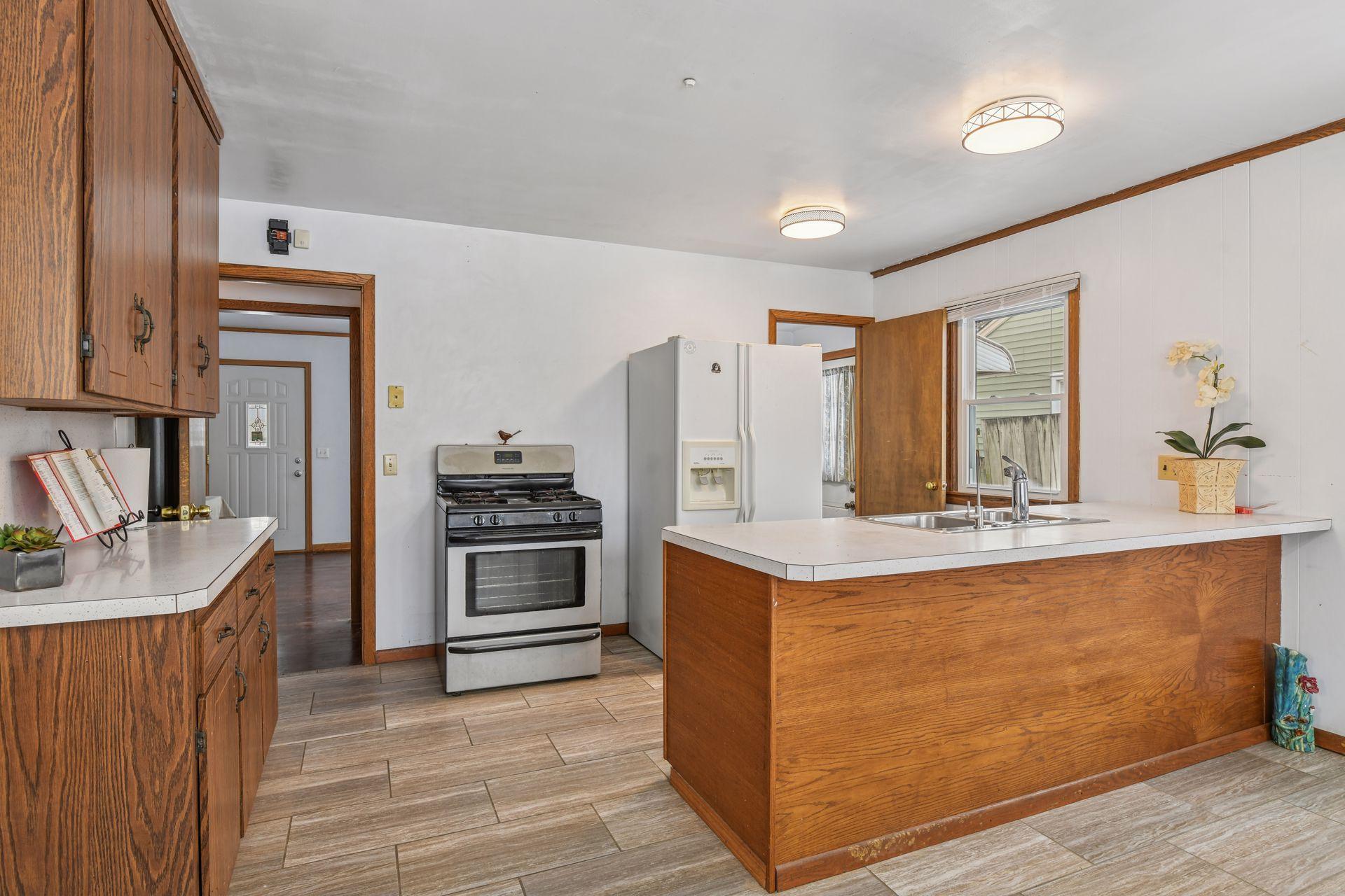 5143 Knox Avenue North Minneapolis, MN 55430 - Photo 14 of 67