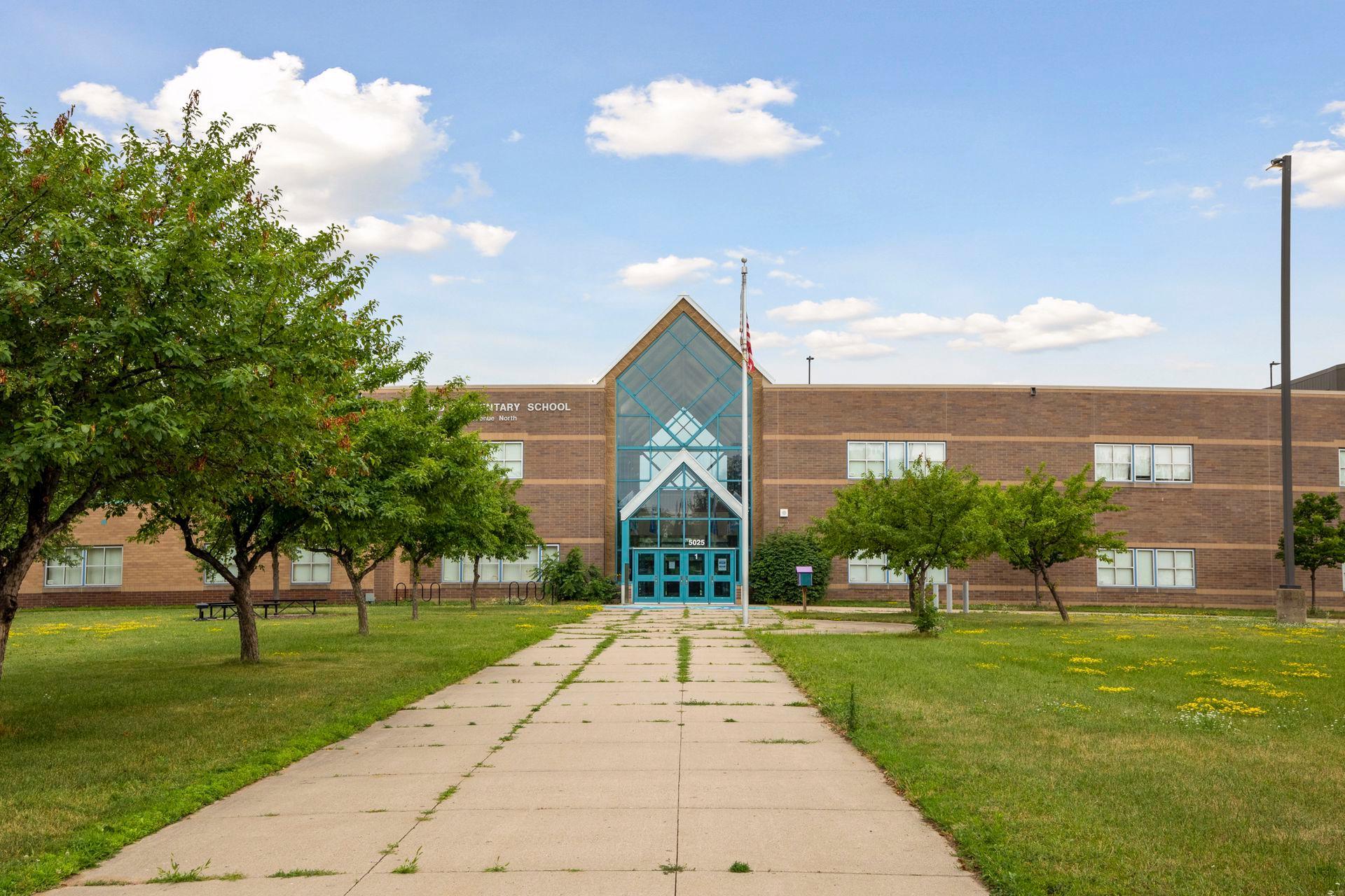 5143 Knox Avenue North Minneapolis, MN 55430 - Photo 40 of 67