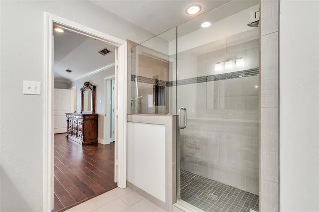 $1,250,000 | 19930 County Road 324, Terrell, TX 75160