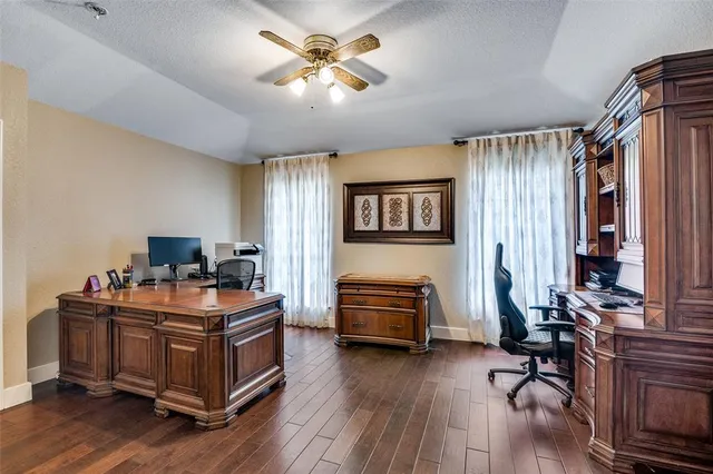 $1,250,000 | 19930 County Road 324, Terrell, TX 75160