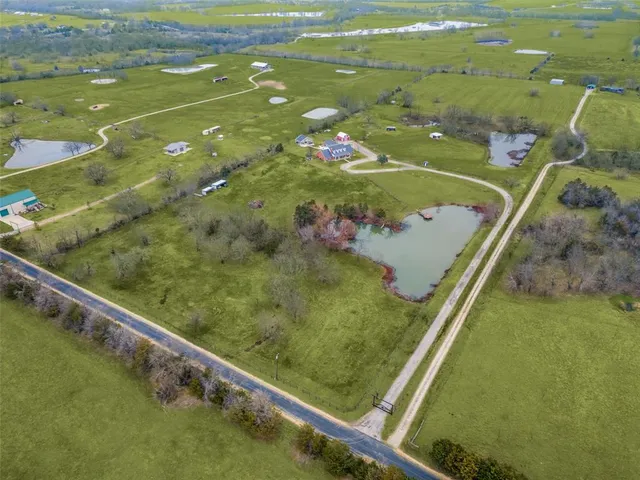 $1,250,000 | 19930 County Road 324, Terrell, TX 75160