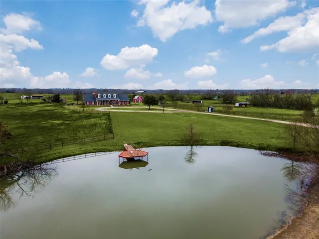 $1,250,000 | 19930 County Road 324, Terrell, TX 75160