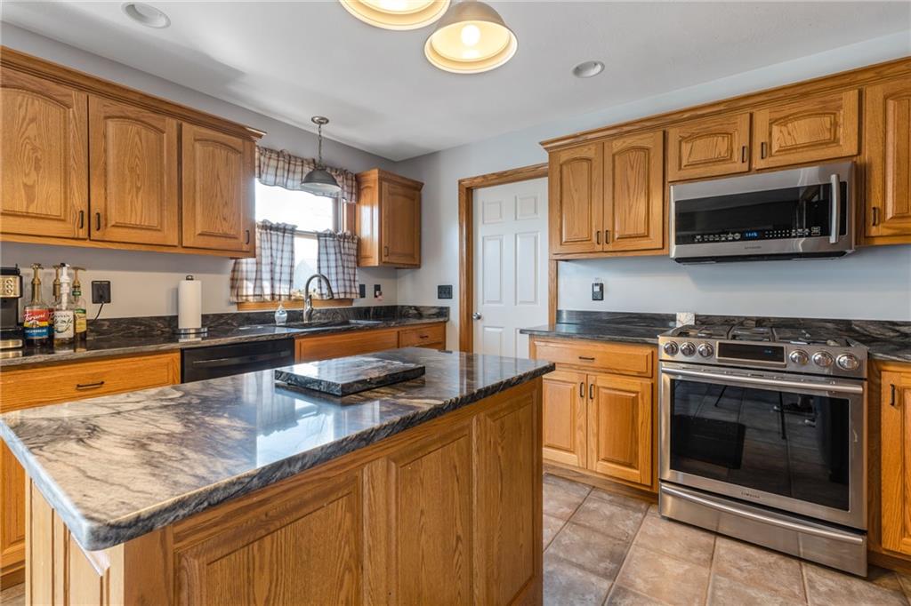 615 Sebring Road Beaver, PA 15009 - Photo 4 of 25