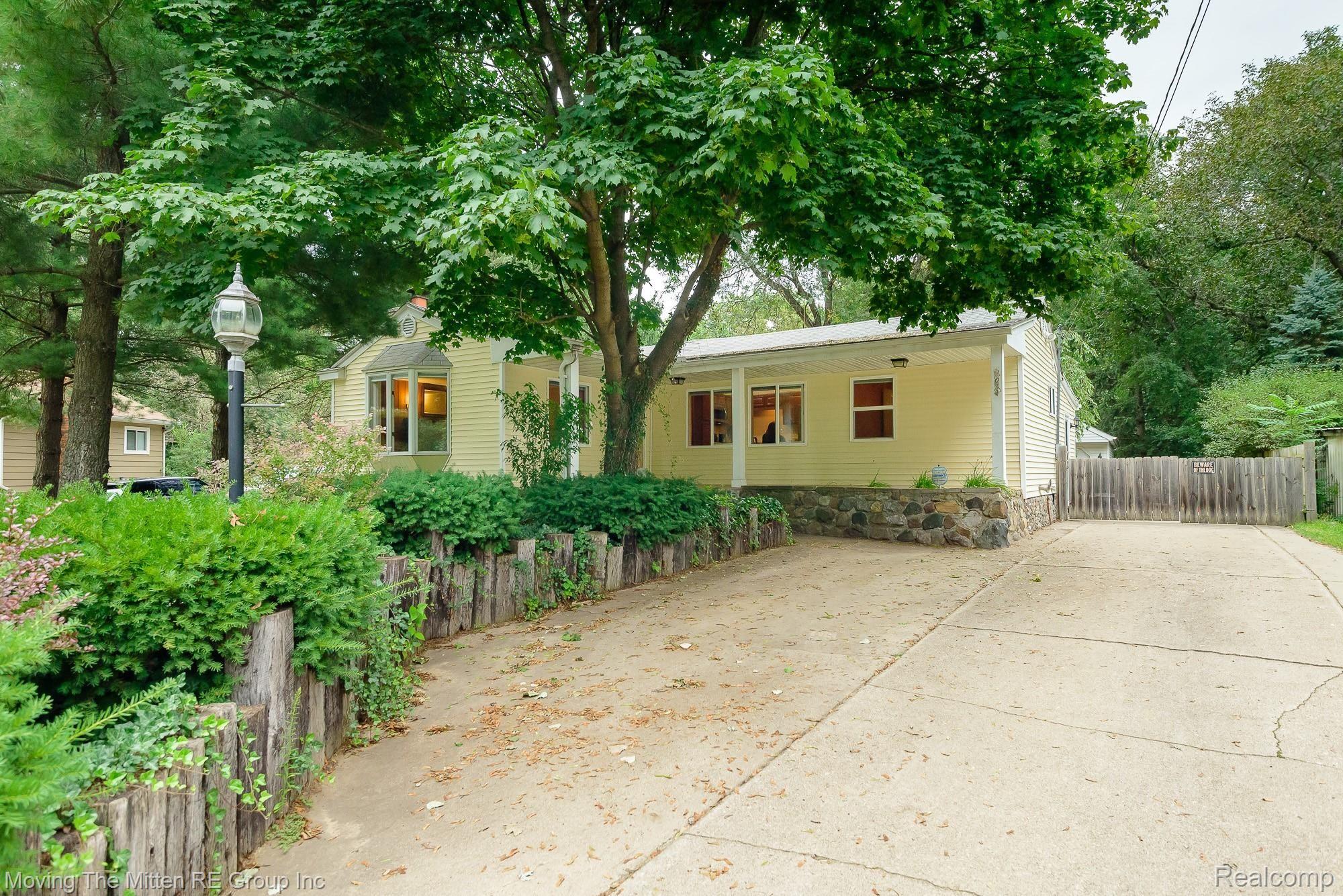 40173 Alden Road Belleville, MI 48111 - Photo 26 of 37 MTM_40173_alden-26.jpg