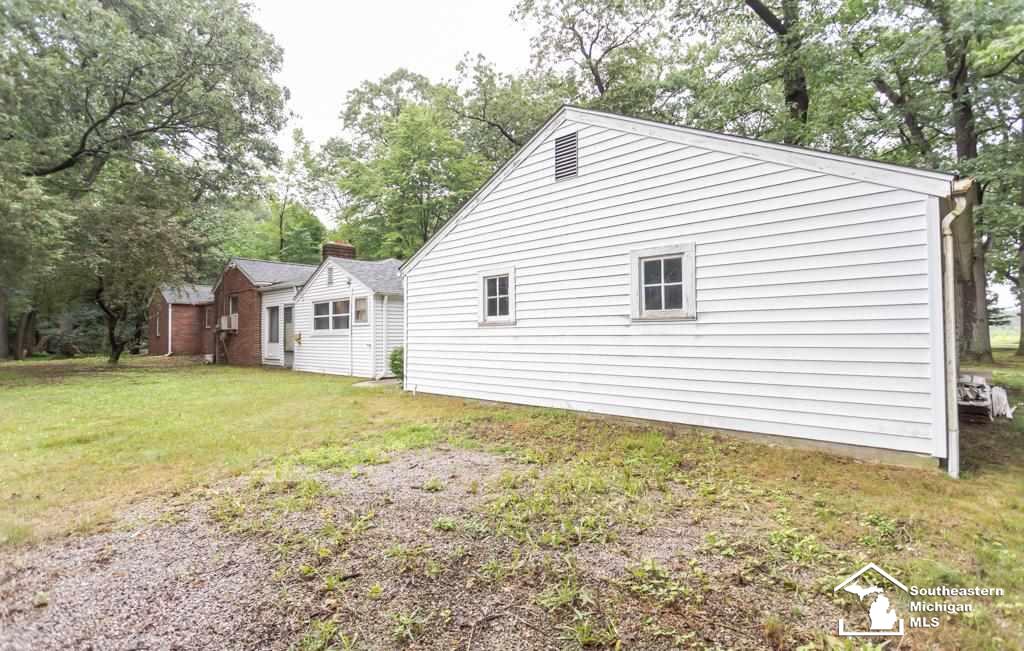 6500 Secor Road Petersburg, MI 49270 - Photo 5 of 36