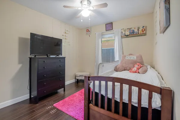 $4,000 | 6824 Southwest 5th Street, Pembroke Pines, FL 33023