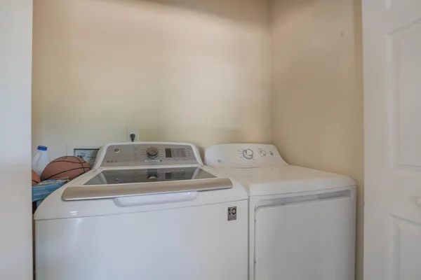 $4,000 | 6824 Southwest 5th Street, Pembroke Pines, FL 33023