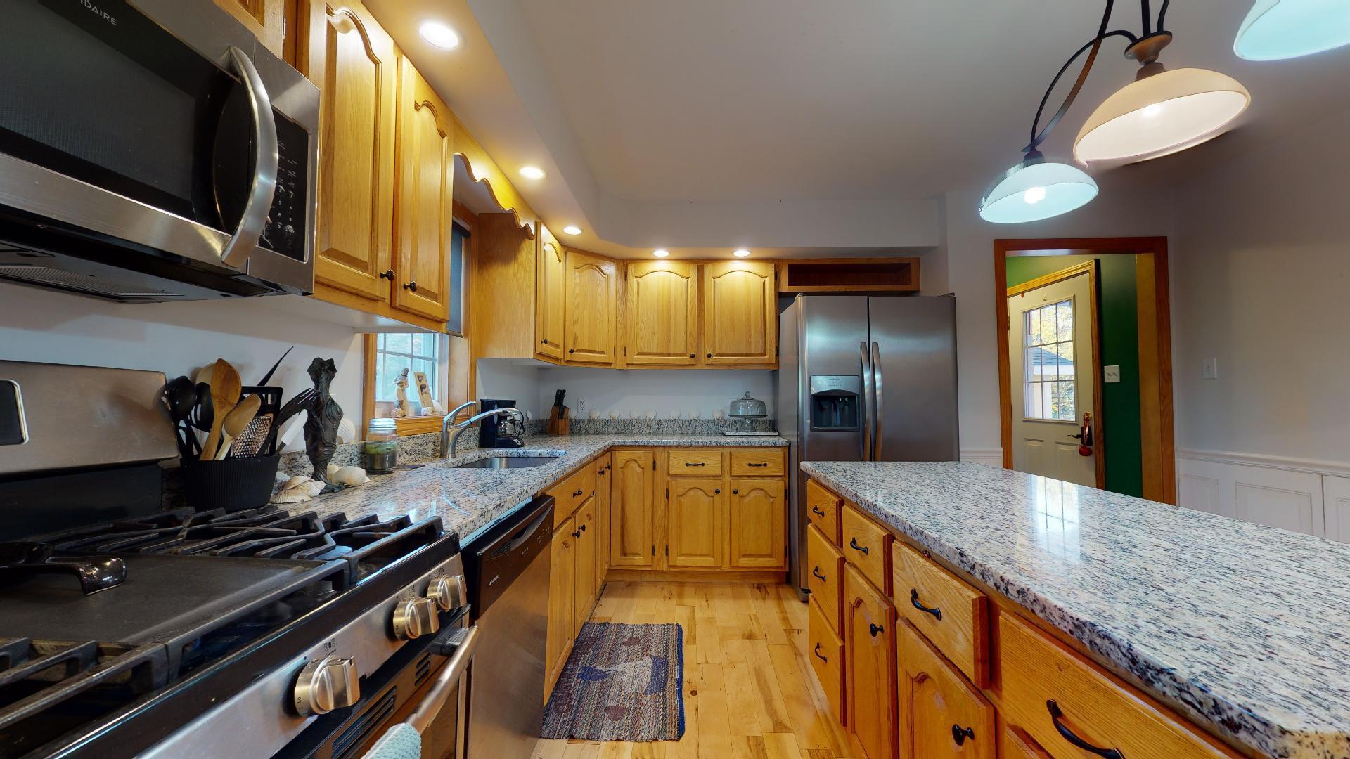 32 Highland Farm Road Wiscasset, ME 04578 - Photo 7 of 49 16-web-or-mls-32-Highland-Farm-Road-1016
