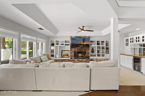 $1,300,000 | 6234 North 4th Drive, Phoenix, AZ 85013