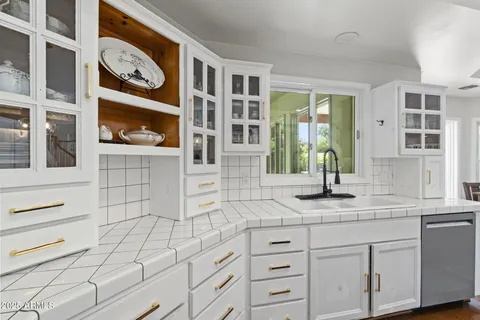 $1,300,000 | 6234 North 4th Drive, Phoenix, AZ 85013