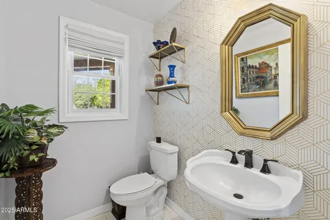 $1,300,000 | 6234 North 4th Drive, Phoenix, AZ 85013