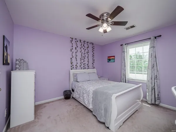 $644,900 | 3466 Pineridge Drive, Newburgh, IN 47630