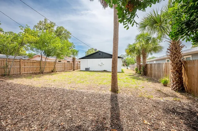 $319,900 | 1690 40th Street South, St. Petersburg, FL 33711