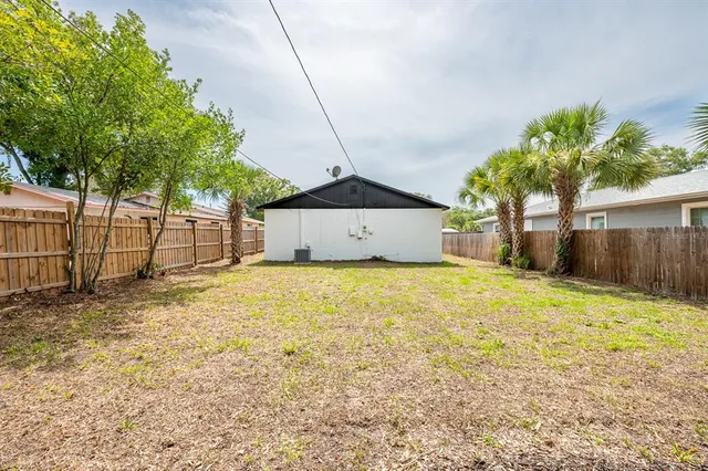 $319,900 | 1690 40th Street South, St. Petersburg, FL 33711