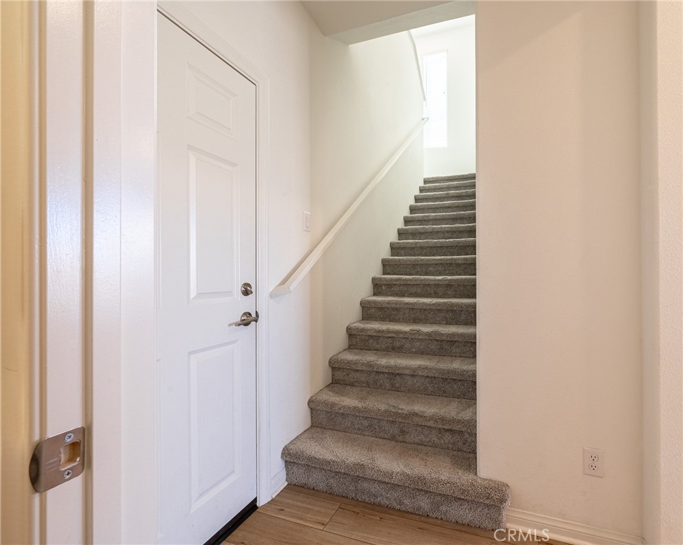 202 Bonita Lane Rialto, CA 92376 - Photo 16 of 43 a view of entryway