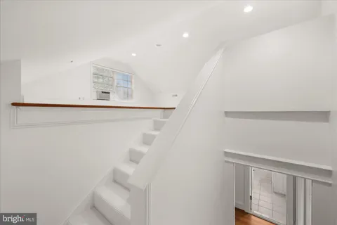 $1,050,000 | 3810 Dresden Street, Kensington, MD 20895