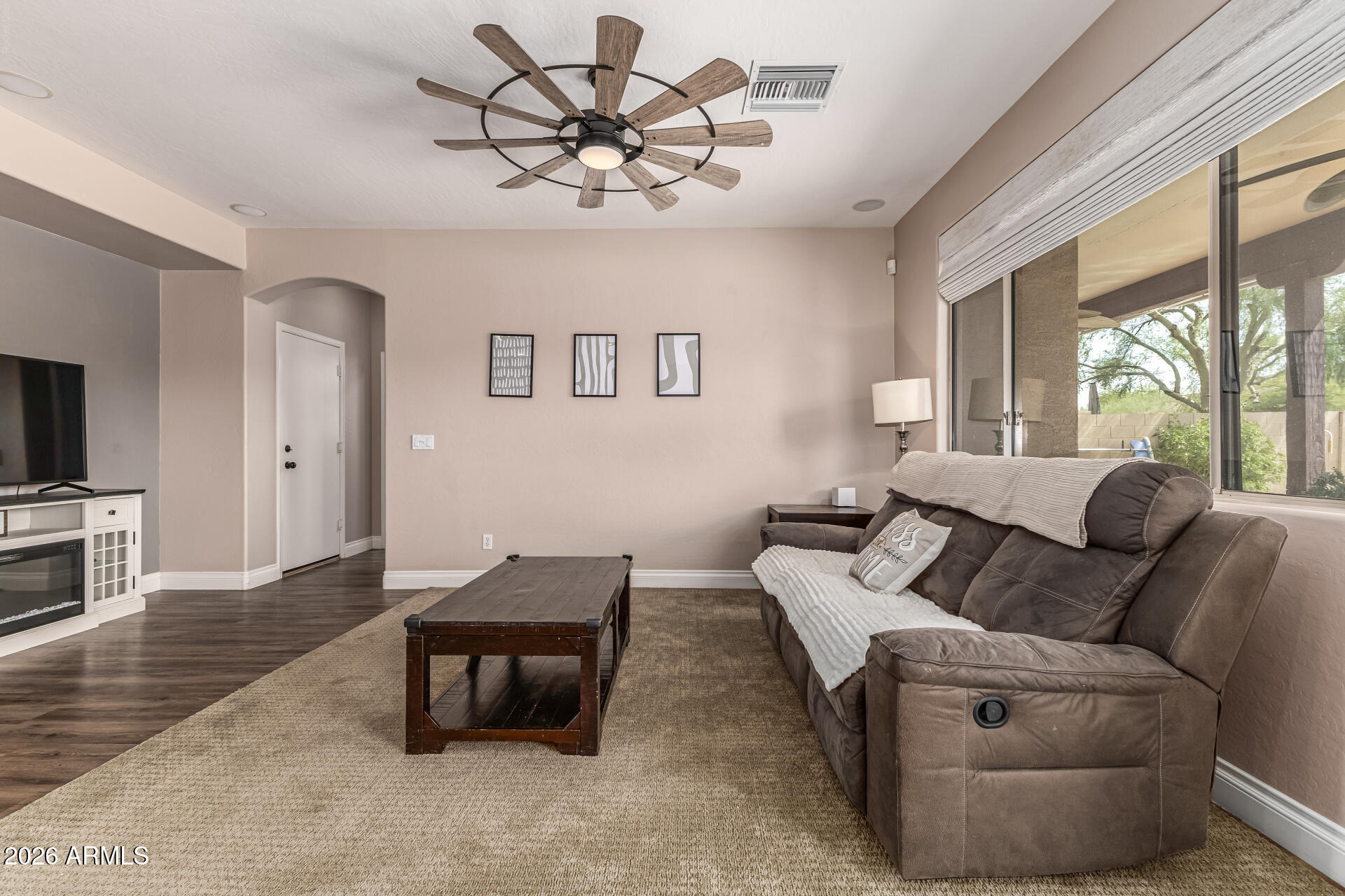 18533 West Paseo Way Goodyear, AZ 85338 - Photo 12 of 49 12 Paseo