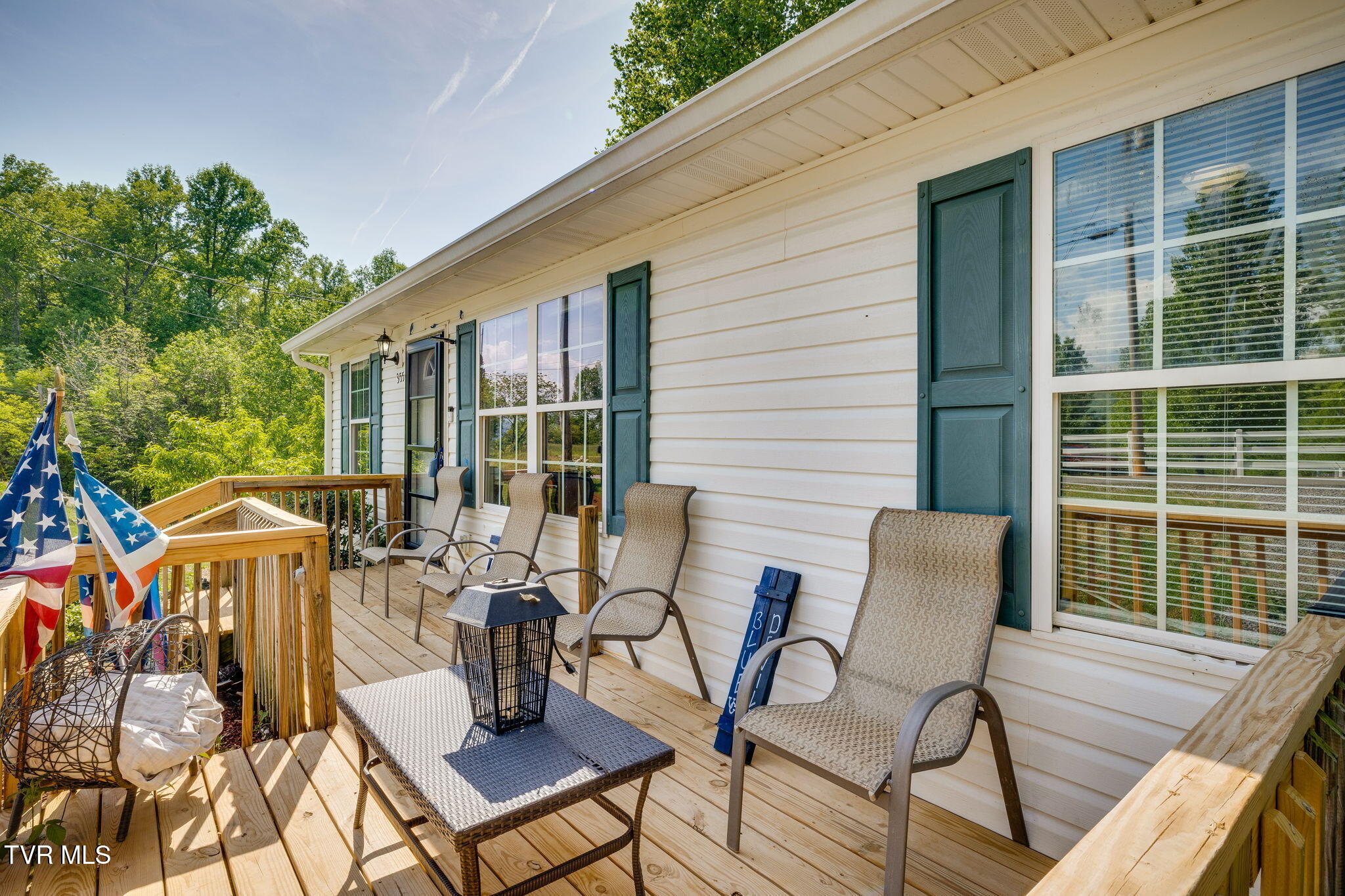 355 Cherry Grove Road Jonesborough, TN 37659 - Photo 4 of 23 005