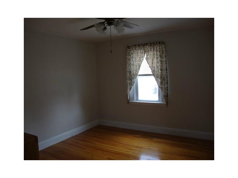 45 Invernia Road Cranston, RI 02920 - Photo 3 of 10 Living Room.