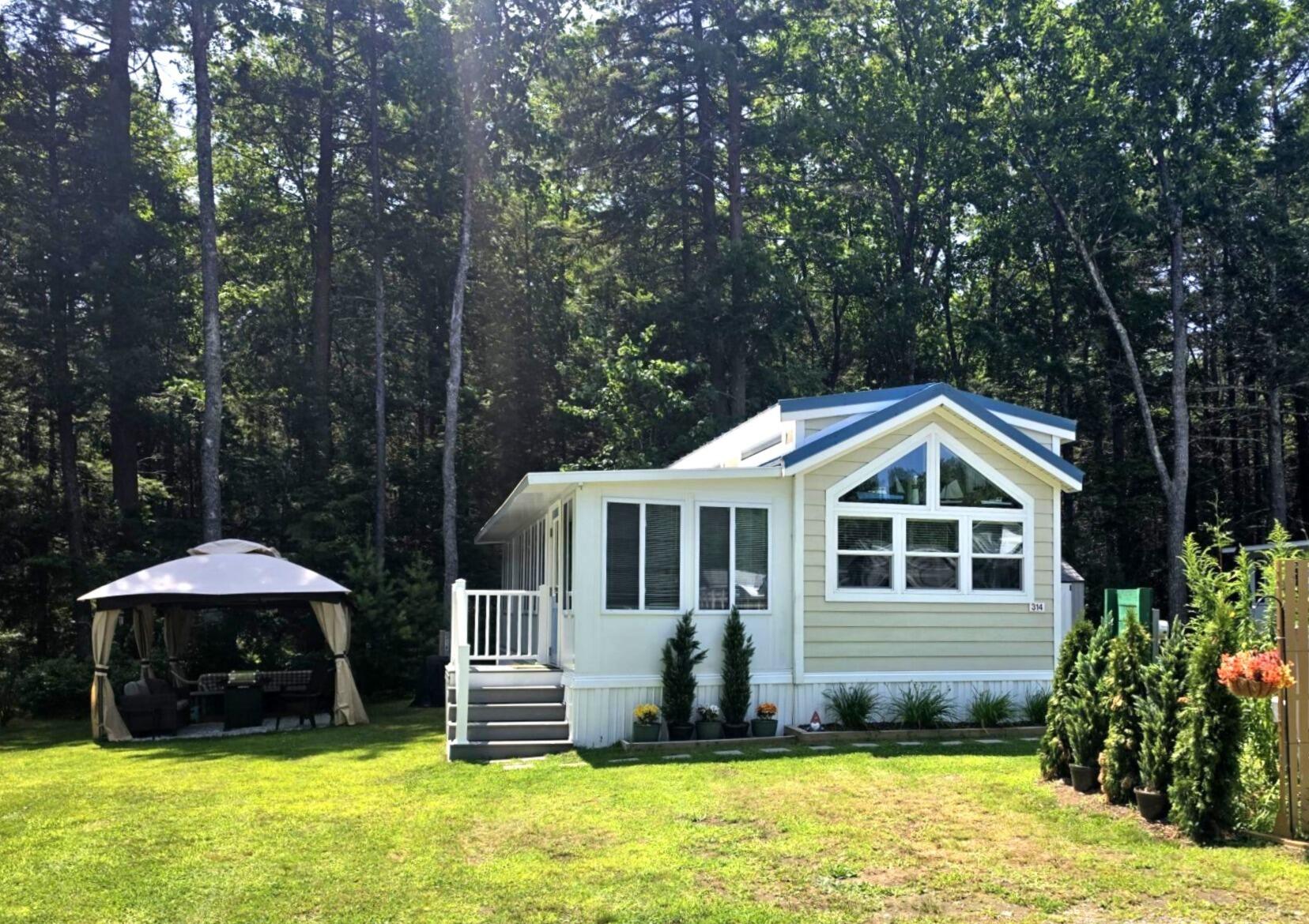 430 Post Road, Unit 314 Wells, ME 04090 - Photo 1 of 27 9e01c580-f582-4352-bf3b-c1d781be0f85