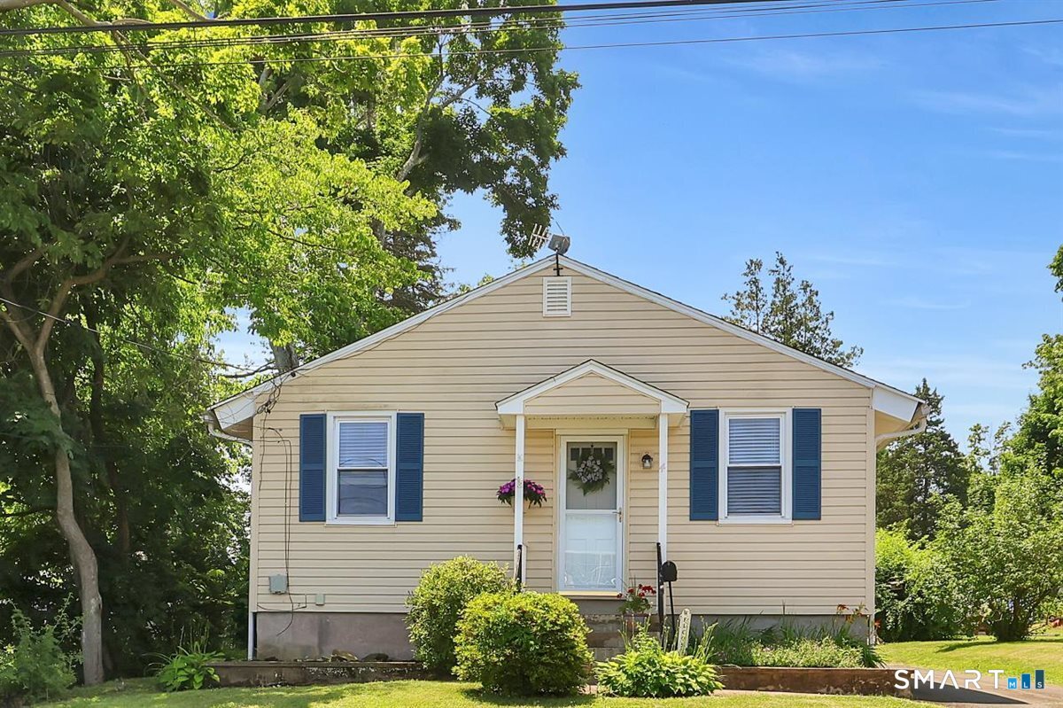 4 Crown Street Middletown, CT 06457 - Photo 1 of 29