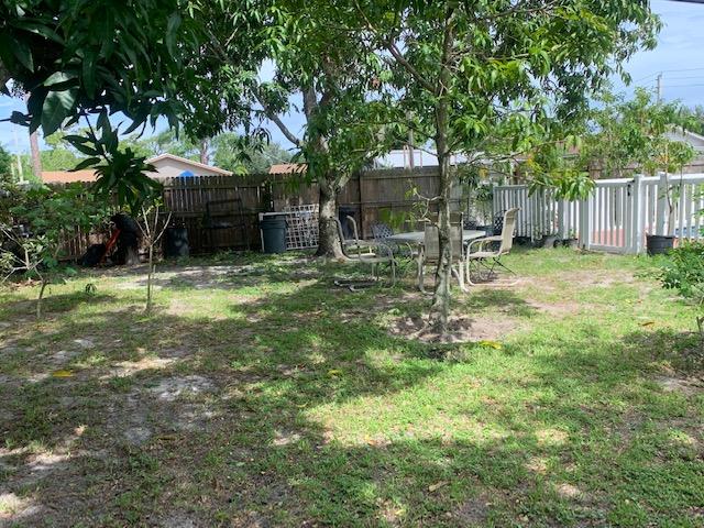 5808 Lime Road West Palm Beach, FL 33413 - Photo 15 of 26 IMG_3809