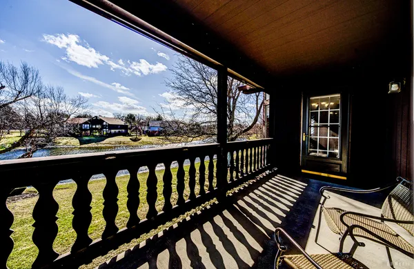 $289,999 | 9832 Terrace Court East, Unit 2B, Palos Park, IL 60464