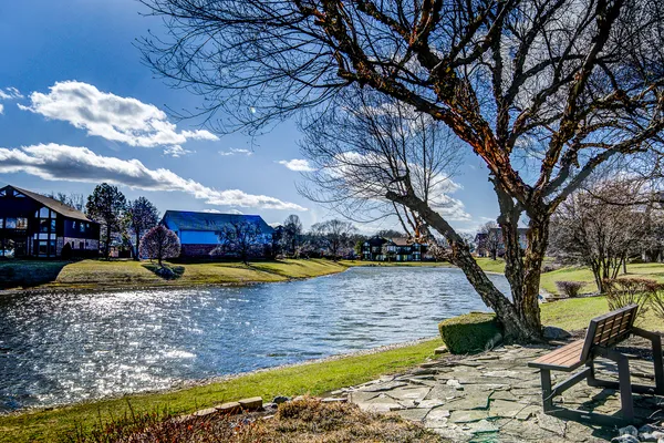 $289,999 | 9832 Terrace Court East, Unit 2B, Palos Park, IL 60464