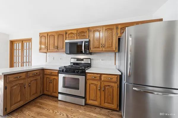 $289,999 | 9832 Terrace Court East, Unit 2B, Palos Park, IL 60464