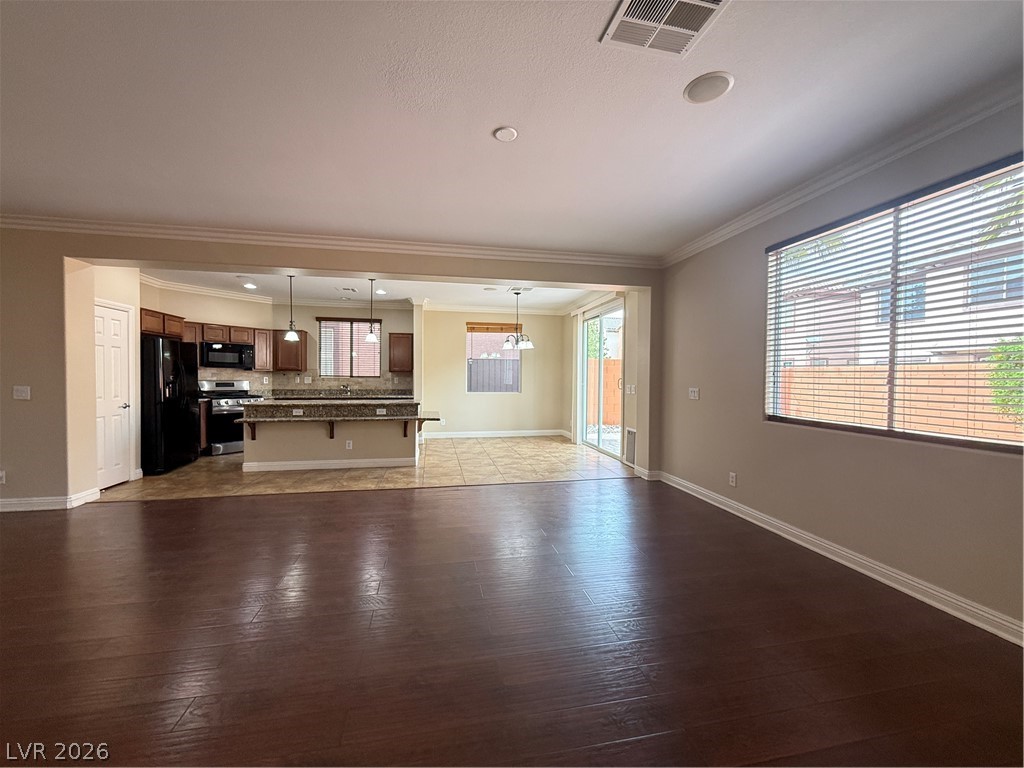 116 Augusta Course Avenue Las Vegas, NV 89148 - Photo 7 of 40