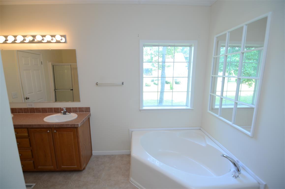 5660 Dixie Plantation Road Hollywood, SC 29449 - Photo 15 of 21 masterbath2