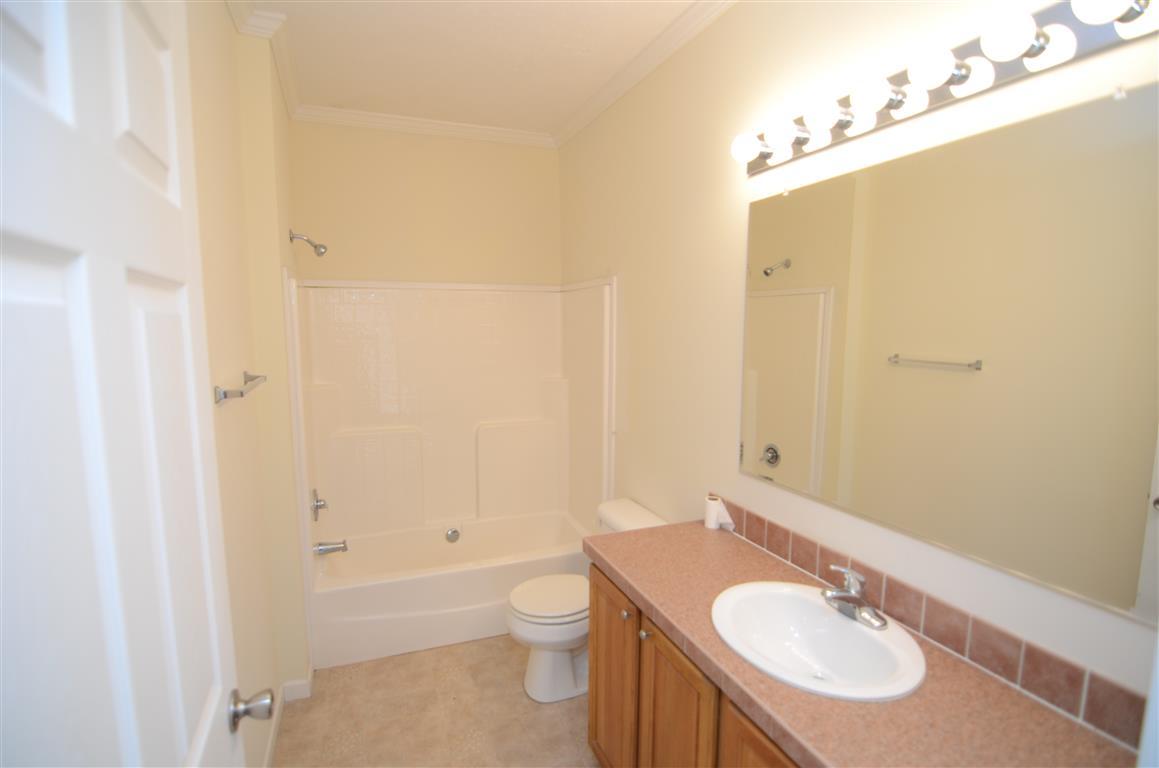 5660 Dixie Plantation Road Hollywood, SC 29449 - Photo 19 of 21 hallbath