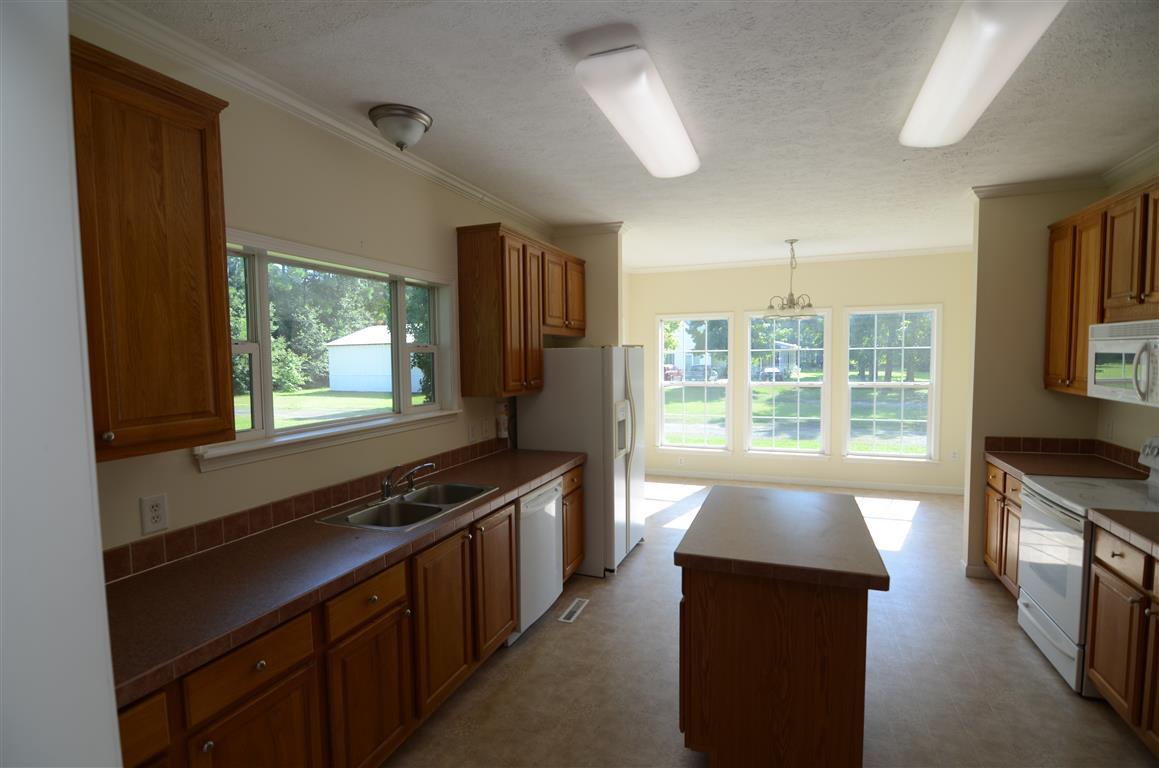 5660 Dixie Plantation Road Hollywood, SC 29449 - Photo 6 of 21 kitchen1