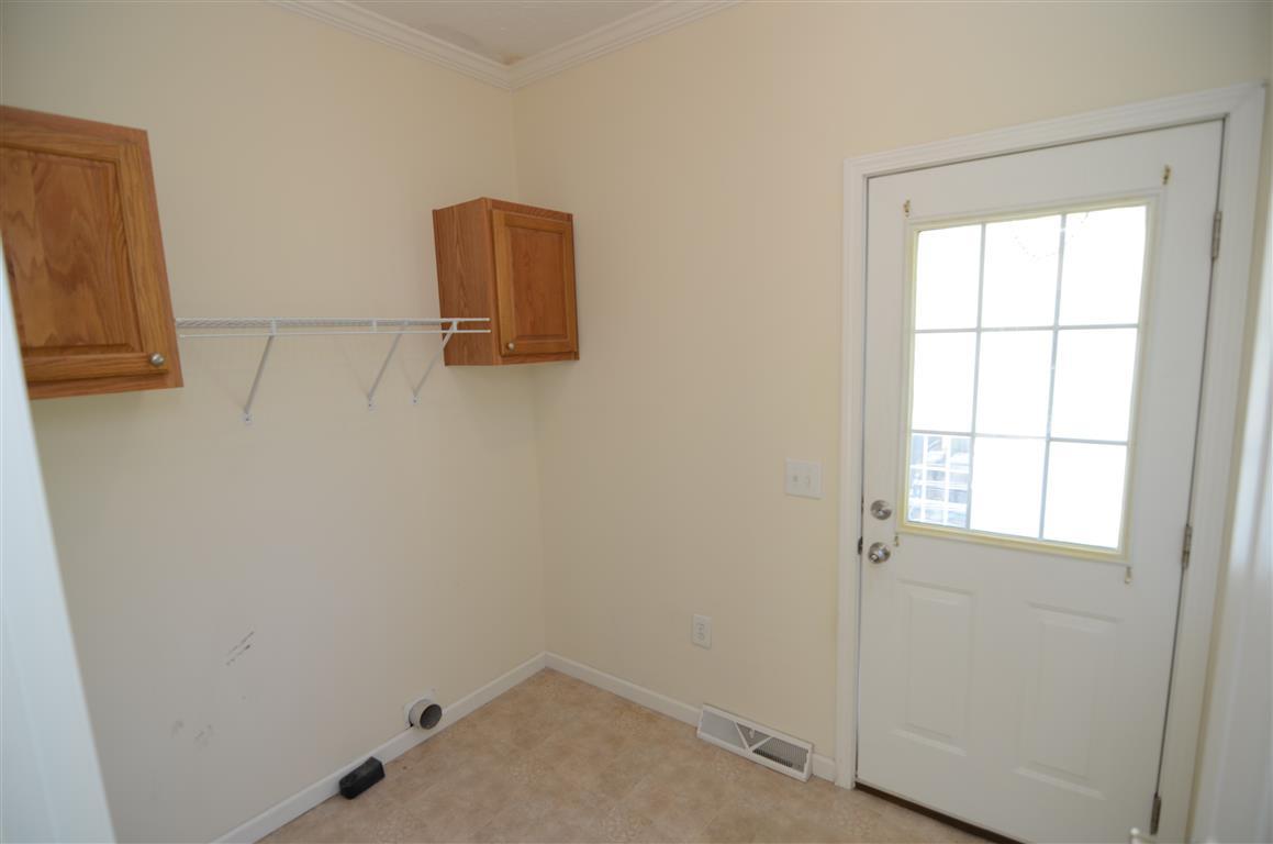 5660 Dixie Plantation Road Hollywood, SC 29449 - Photo 9 of 21 laundry