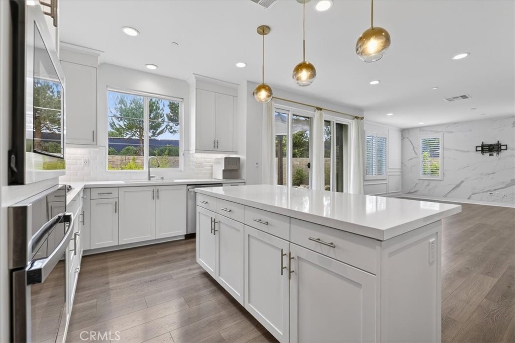 173 Tenor Irvine, CA 92618 - Photo 10 of 56